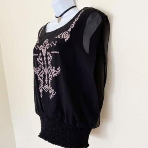 DOTS Black Aztec - Tribal Print Sleeveless Blouse, S - Picture 5 of 9